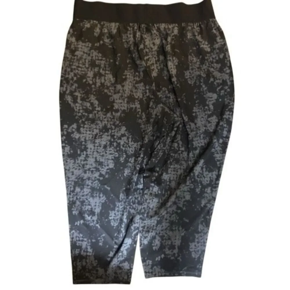 Torrid Happy Camper size 3XL jogger pockets gray & black pants
